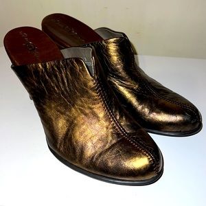 Born Mules, High Heeled Born Mules, Copper Look Leather, Size 7